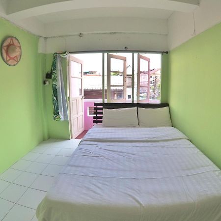 チエンマイ Better House 佰特客栈アパートホテル エクステリア 写真