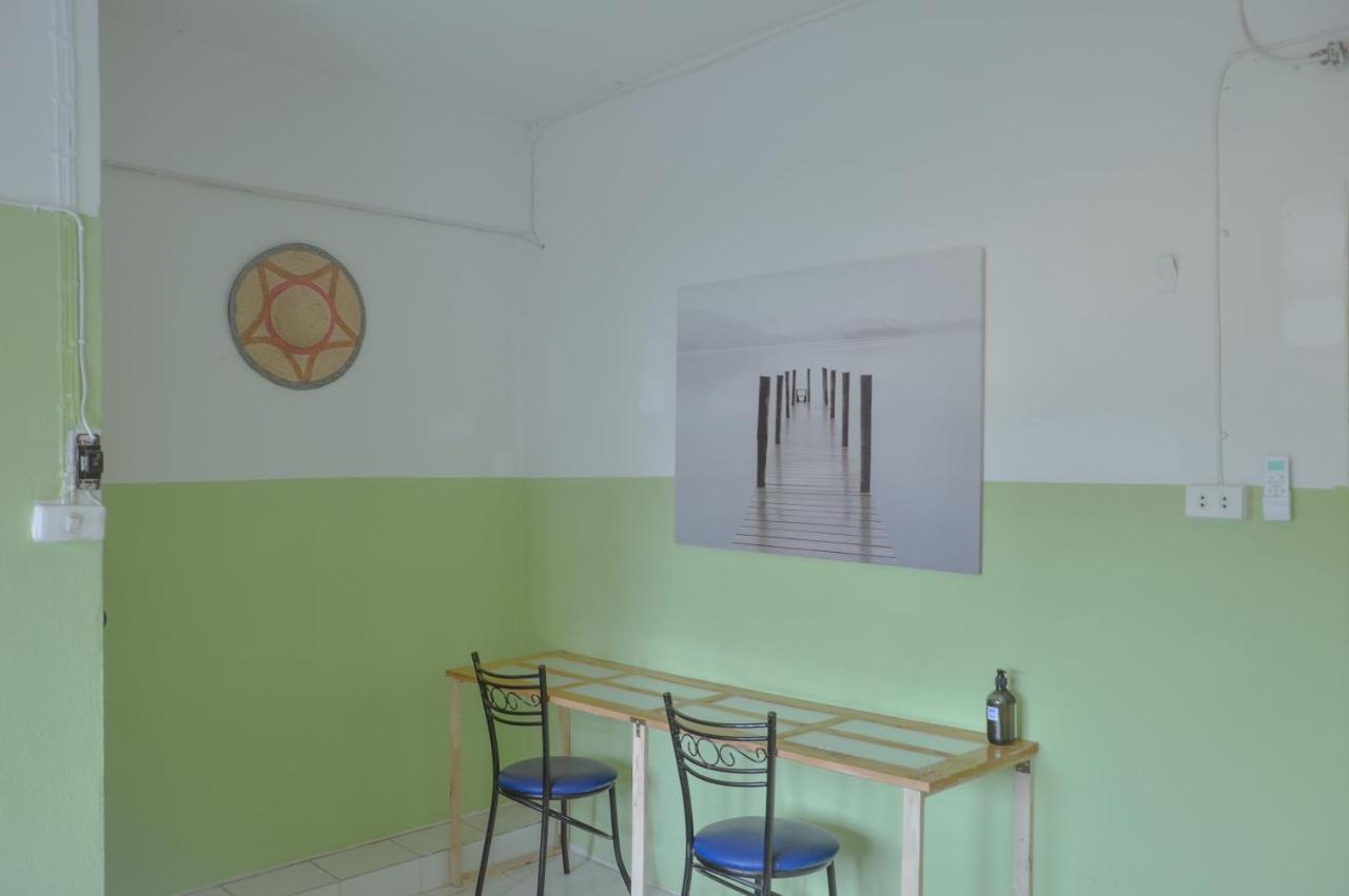 チエンマイ Better House 佰特客栈アパートホテル エクステリア 写真