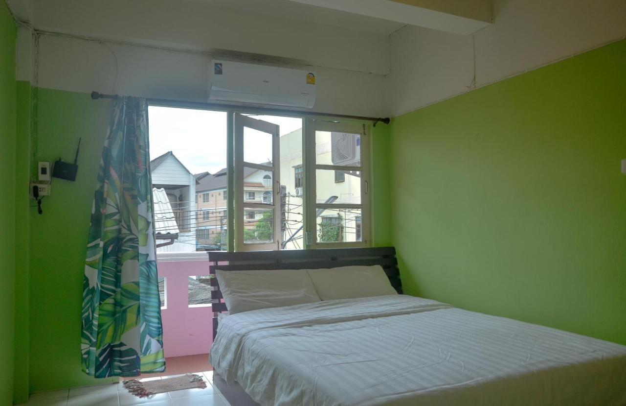 チエンマイ Better House 佰特客栈アパートホテル エクステリア 写真