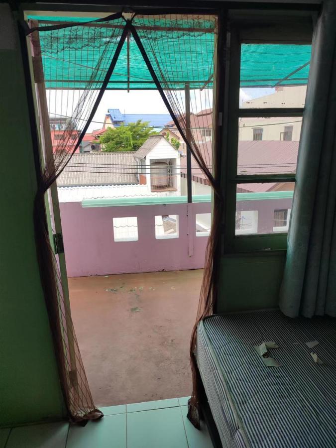 チエンマイ Better House 佰特客栈アパートホテル エクステリア 写真