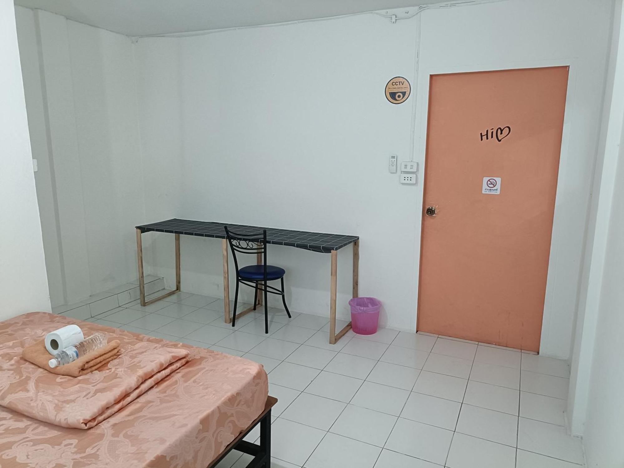 チエンマイ Better House 佰特客栈アパートホテル エクステリア 写真