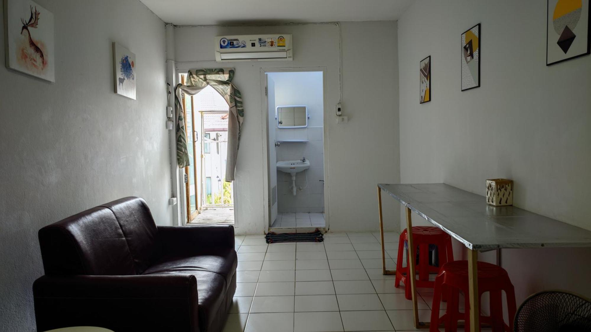 チエンマイ Better House 佰特客栈アパートホテル エクステリア 写真
